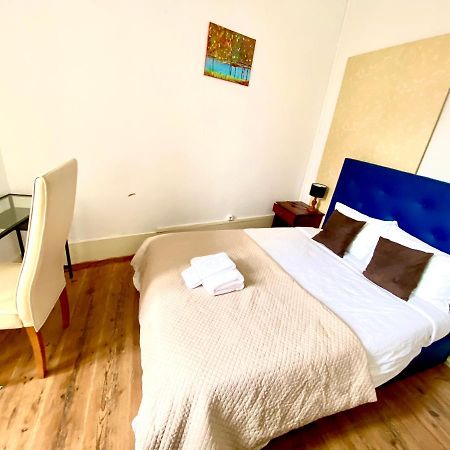 Nature Chiado 2- Cozy Little Double Room With Shared Bathroom Lisboa المظهر الخارجي الصورة